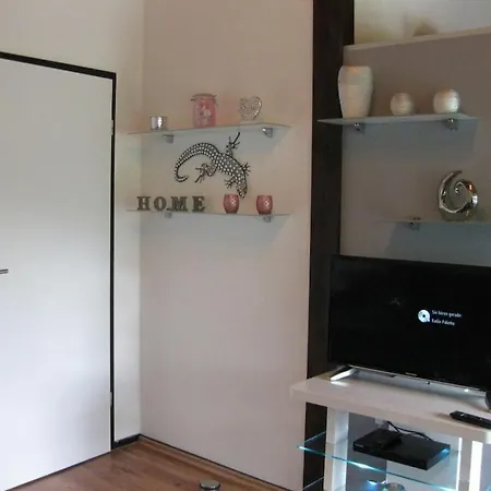 1-bedroom Ferienhaus *